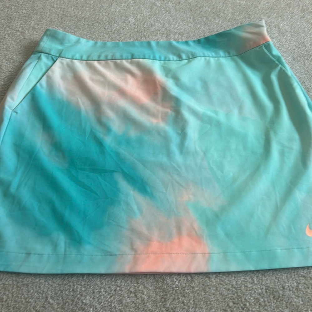 Nike dri-fit golf skirt